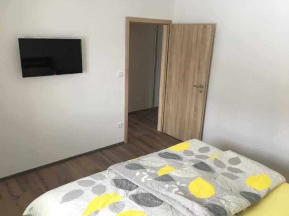 Papeto Apartment Frymburk Luaran gambar