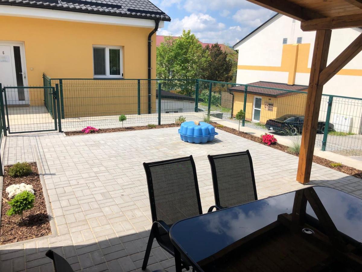Papeto Apartment Frymburk Luaran gambar